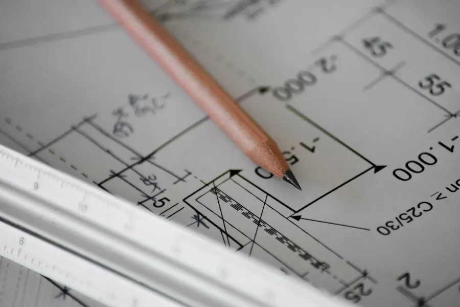 Architekturzeichnung am Arbeitsplatz